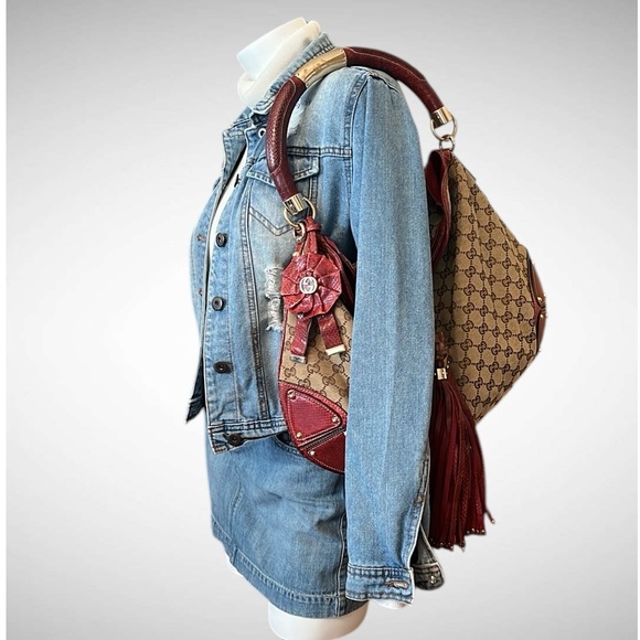 A302- ๐ฏ% authentic Gucci UNICEF INDY shoulder bag - Picture 3 of 16